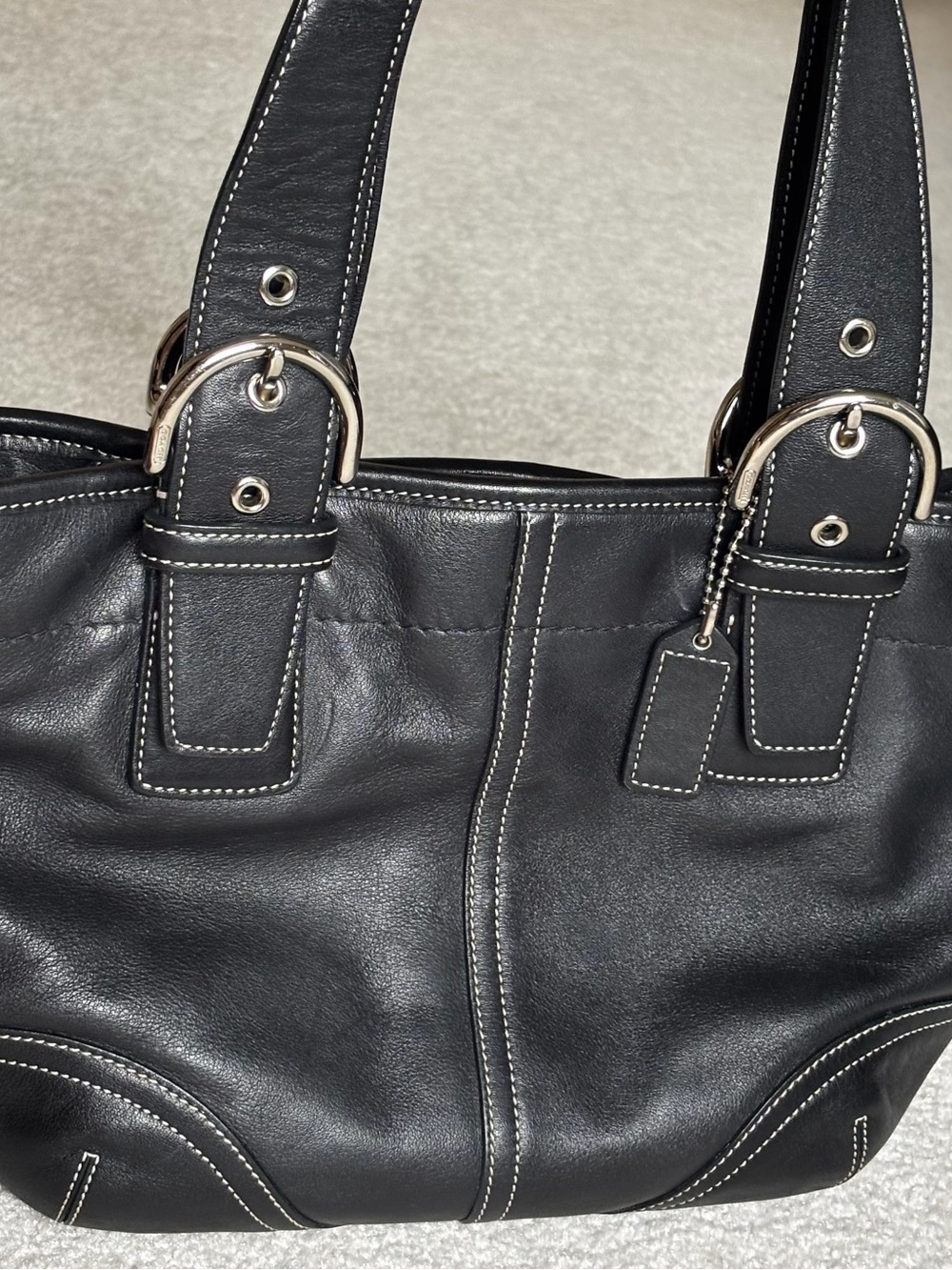 ⭐️Vintage COACH Black Leather Shoulder Handbag with dust bag - Picture 9 of 11